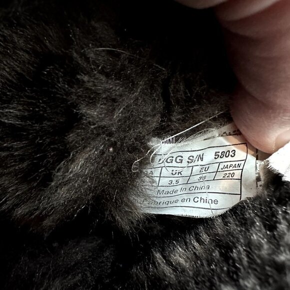 UGG Brown Low Boot Size 5 Read Description - Picture 9 of 9